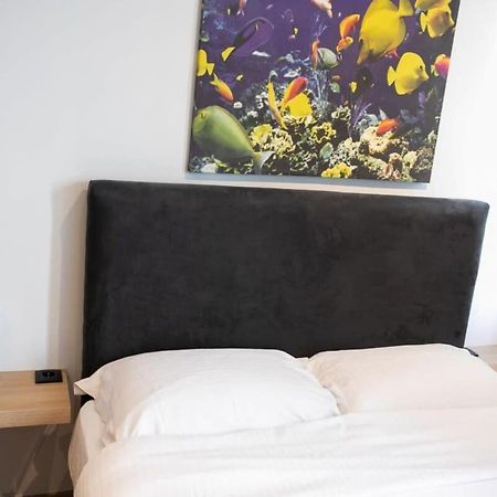Cozy Modern Studio In Thessaloniki Apartment Bagian luar foto